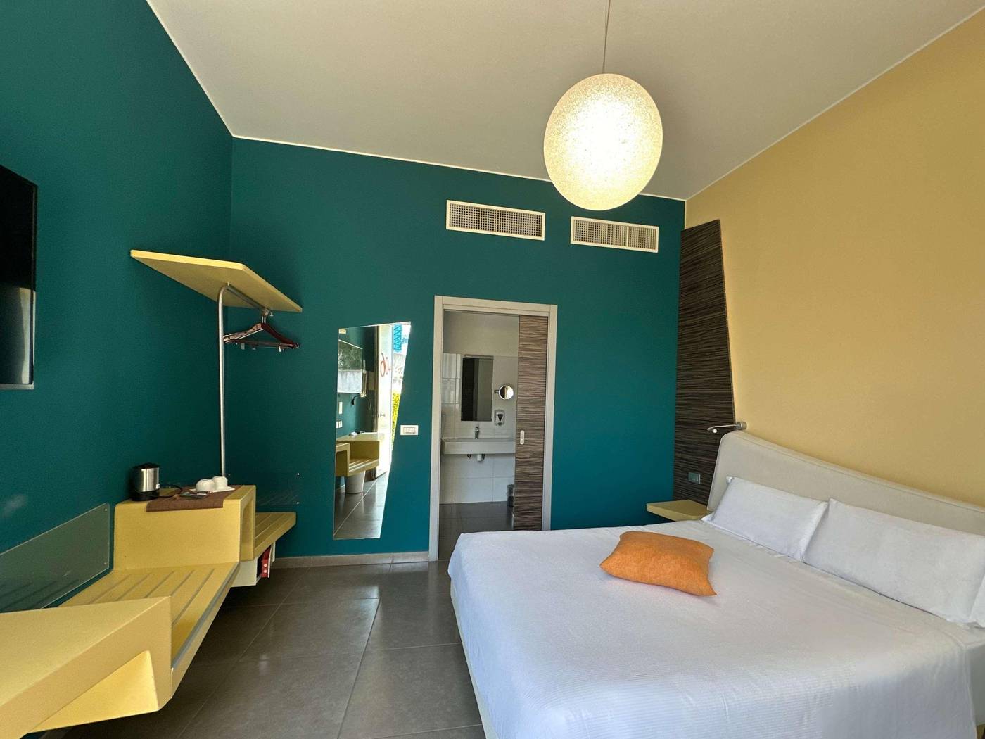 Ibis-Styles-Catania-Acireale-Room-26