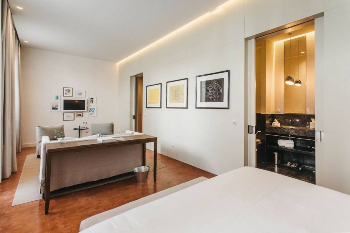 Can-Faustino-Room-37