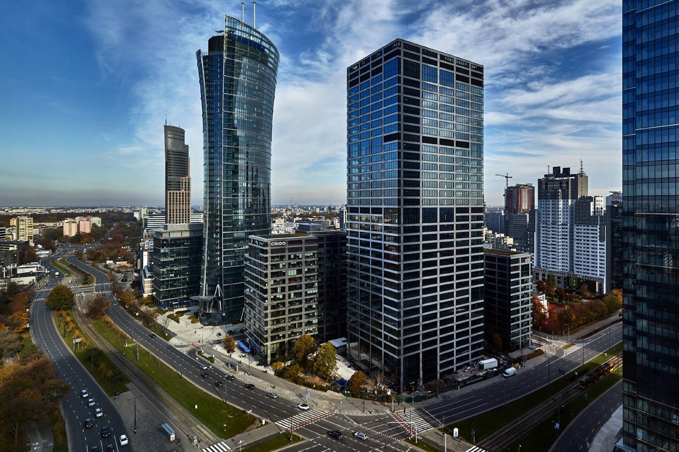 Holiday-Inn-Express-Warsaw---The-HUB-General-view-1