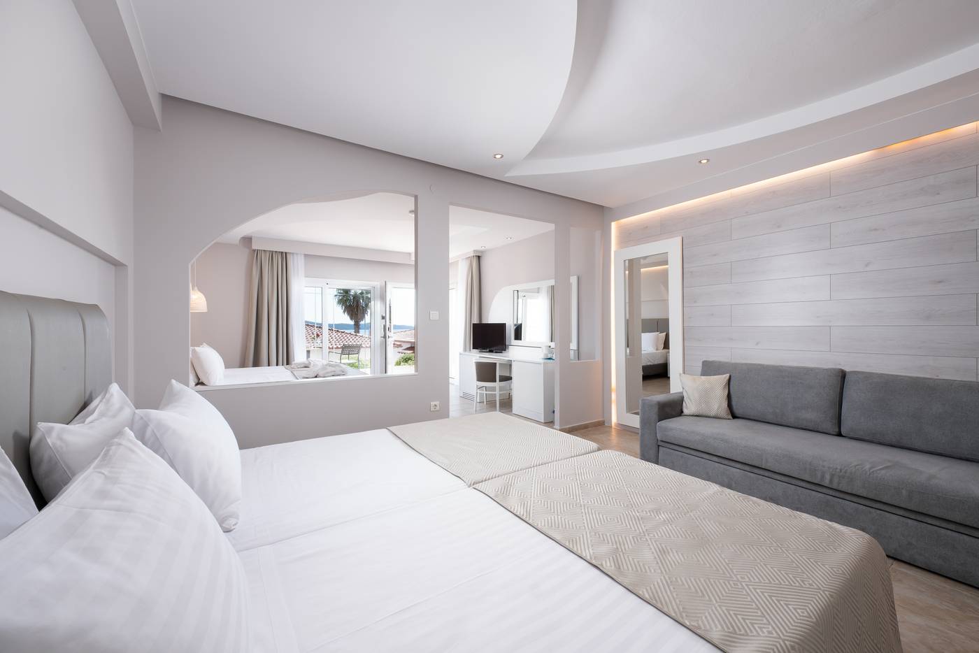 Alexandros-Palace-Hotel-Room-37