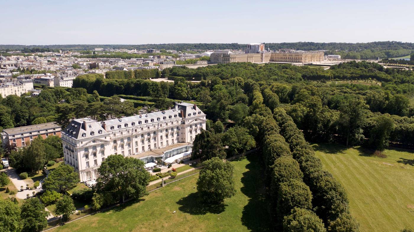 Waldorf-Astoria-Versailles---Trianon-Palace-General-view-9