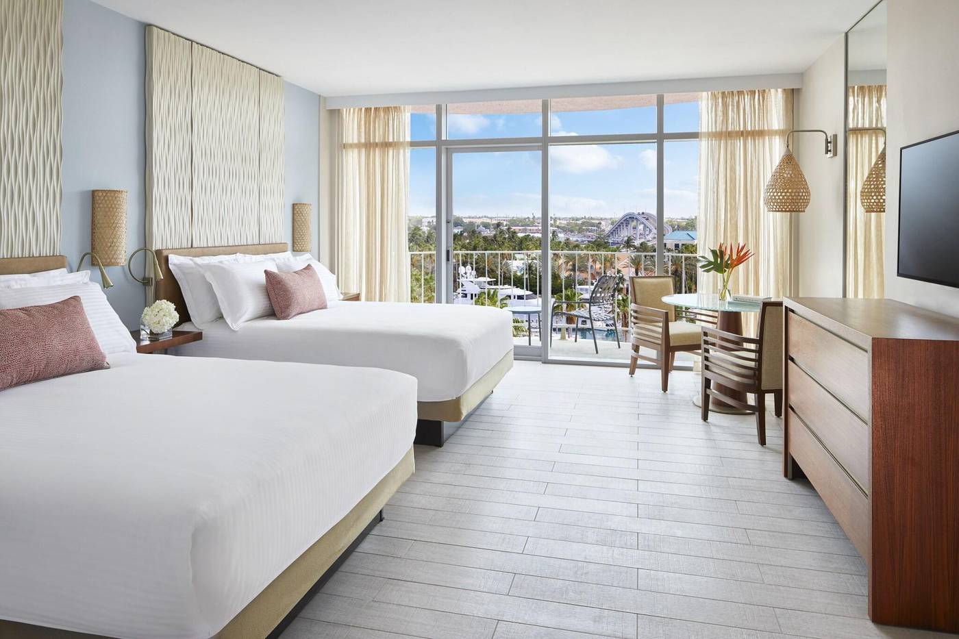 The-Coral-at-Atlantis-Room-24