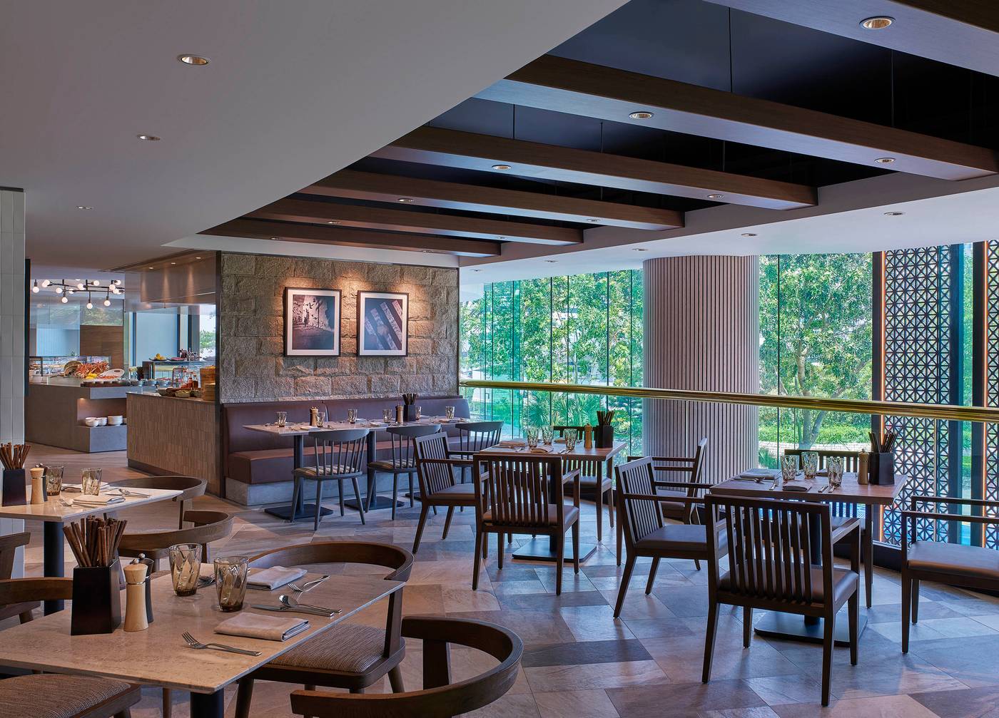 New-World-Millennium-Hong-Kong-Hotel-Restaurant-17