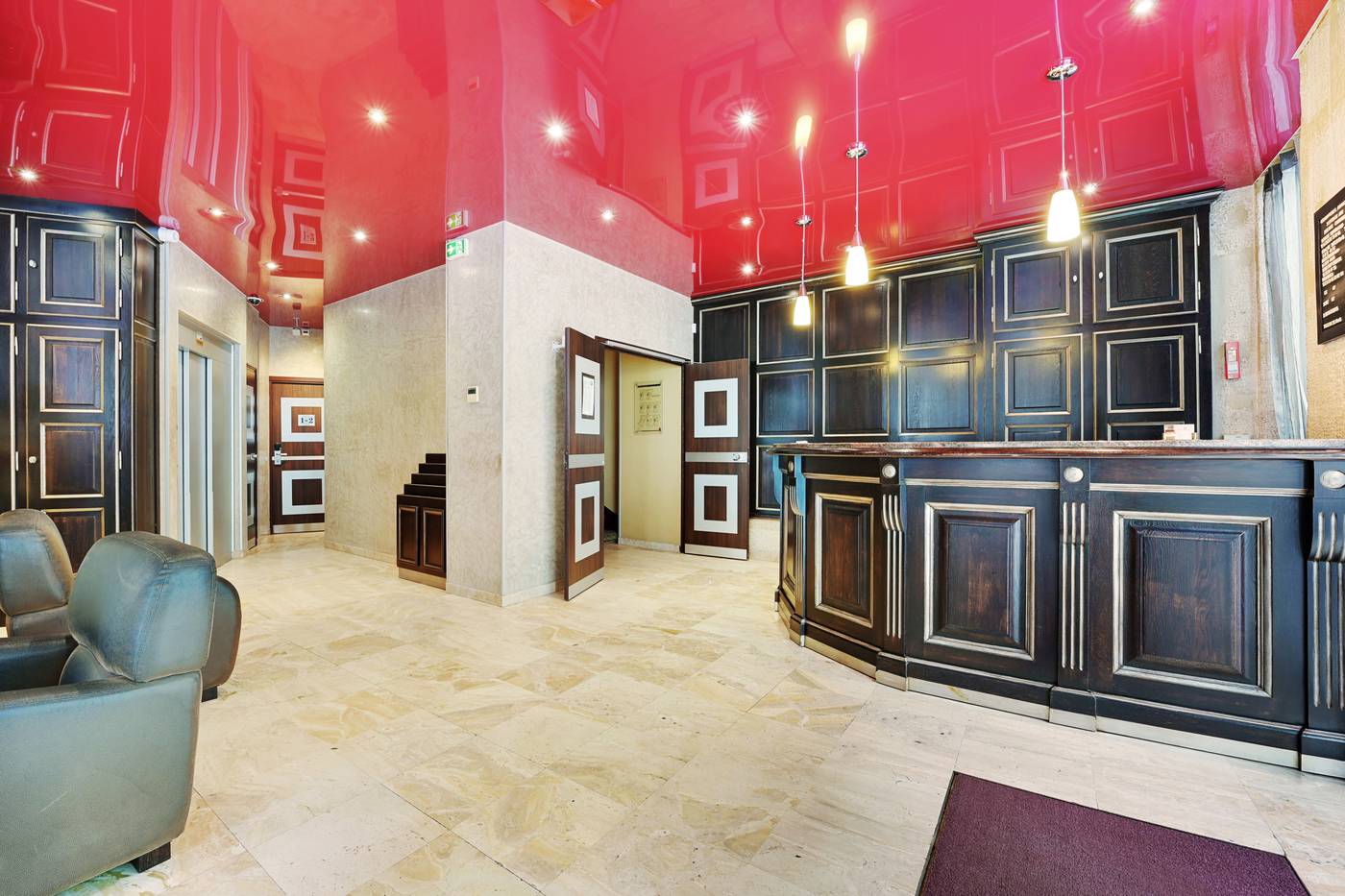Grand-Hotel-Francais-Lobby-3