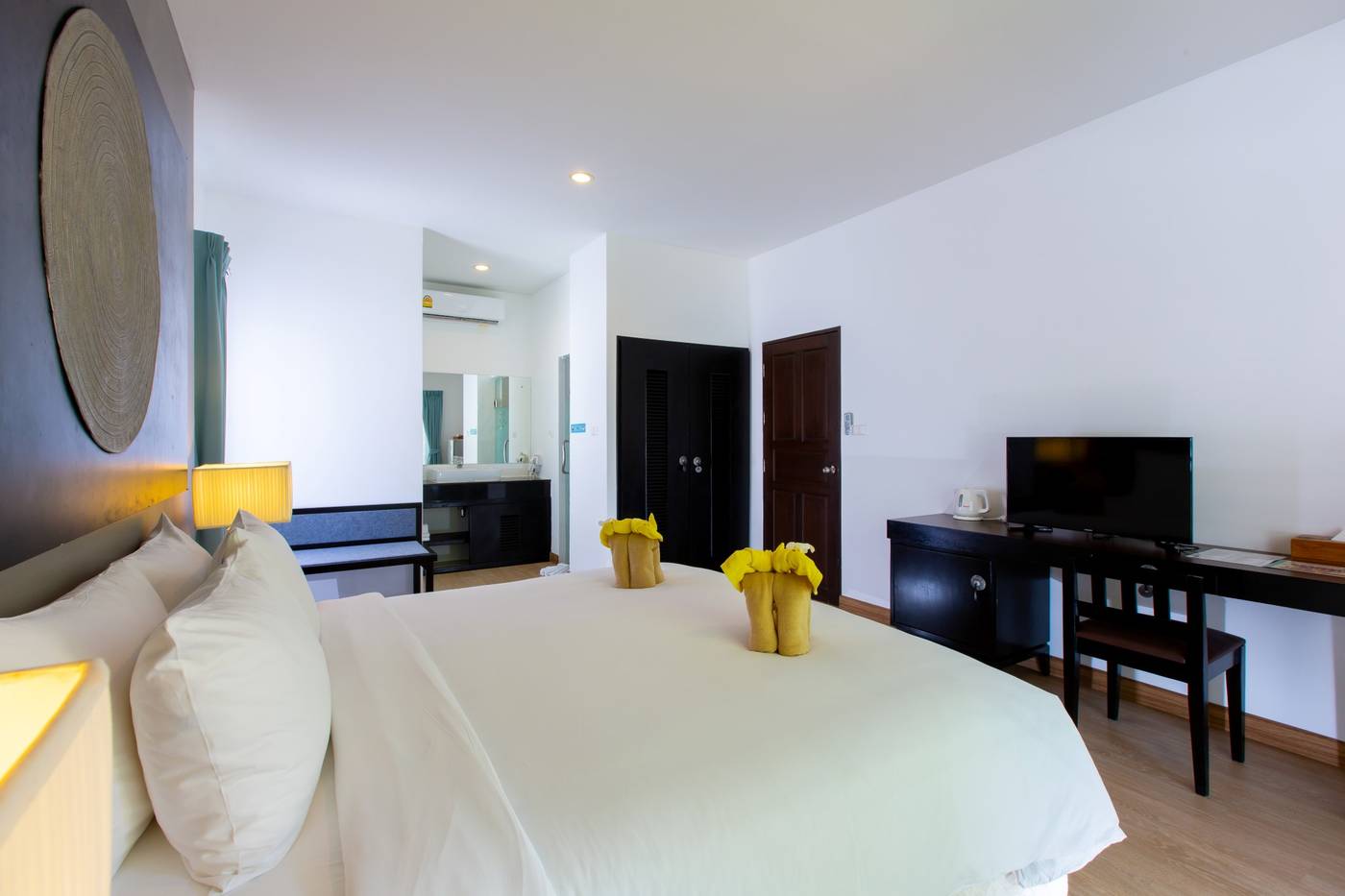 Nai-Yang-Beach-Resort-Room-21