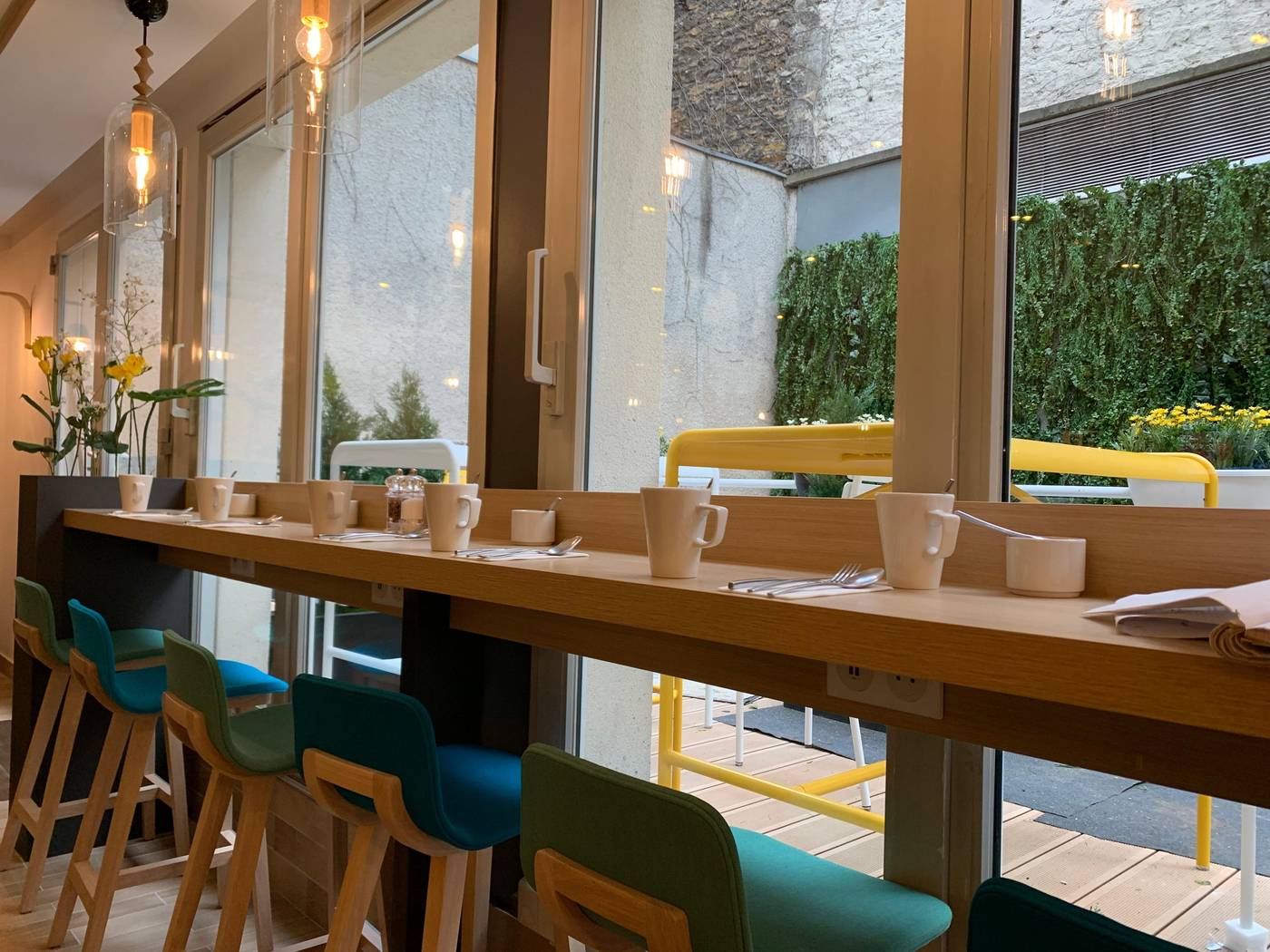 Holiday-Inn-Paris---Montmartre-Restaurant-1