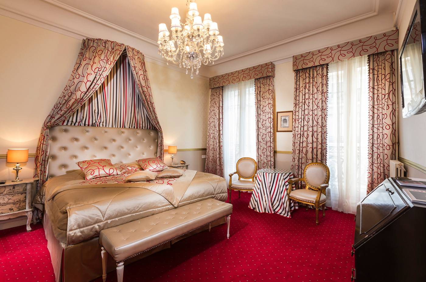 Hotel-Claridge-Worldhotel-Room-12
