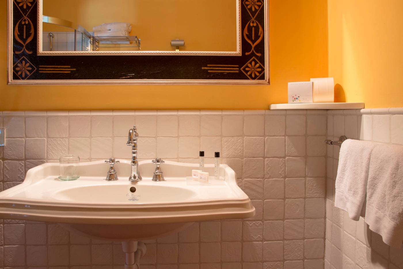 Tenuta La Cascinetta - Italy - BURIASCO - Room - 8