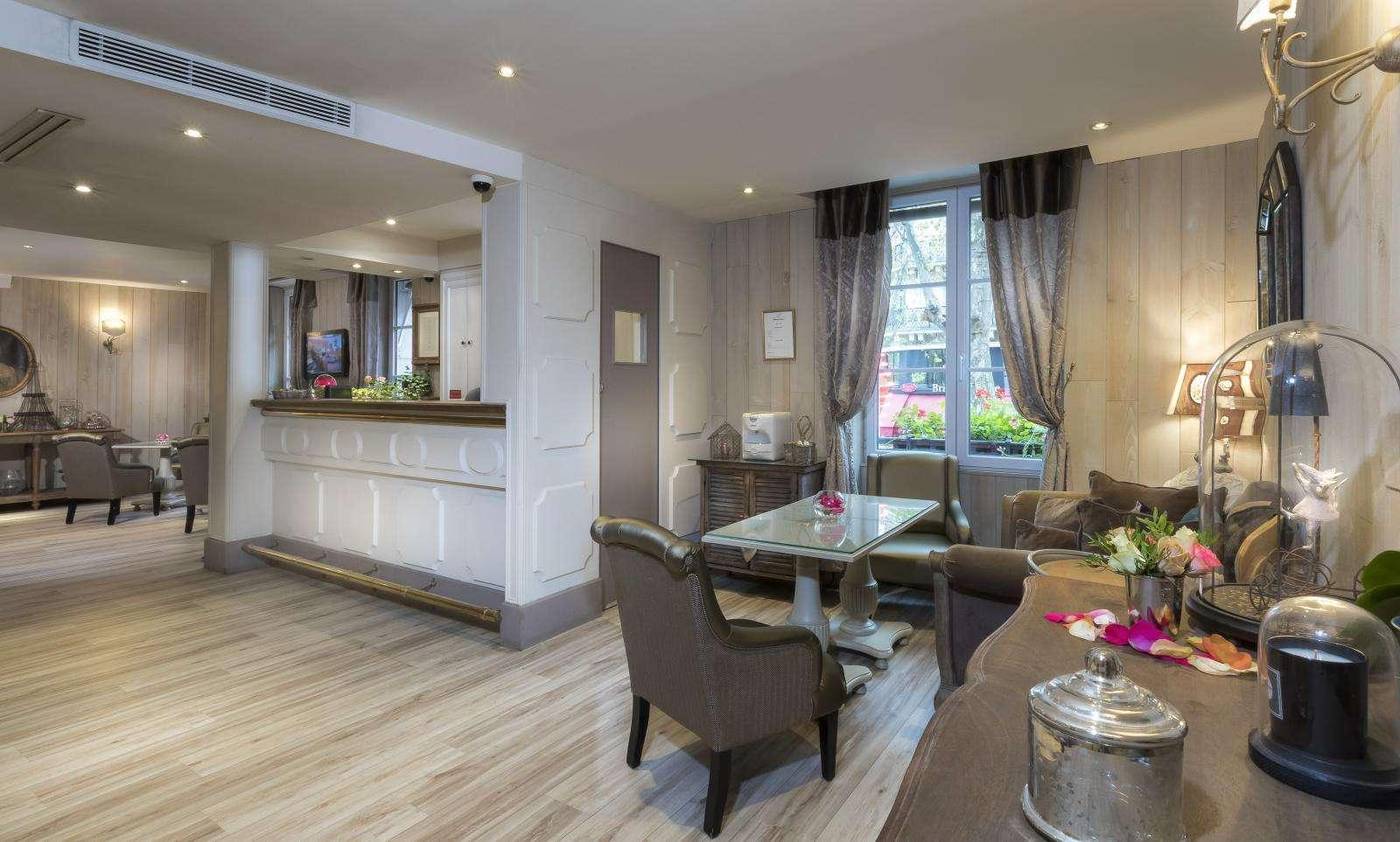 Cluny-Square-General-view-3