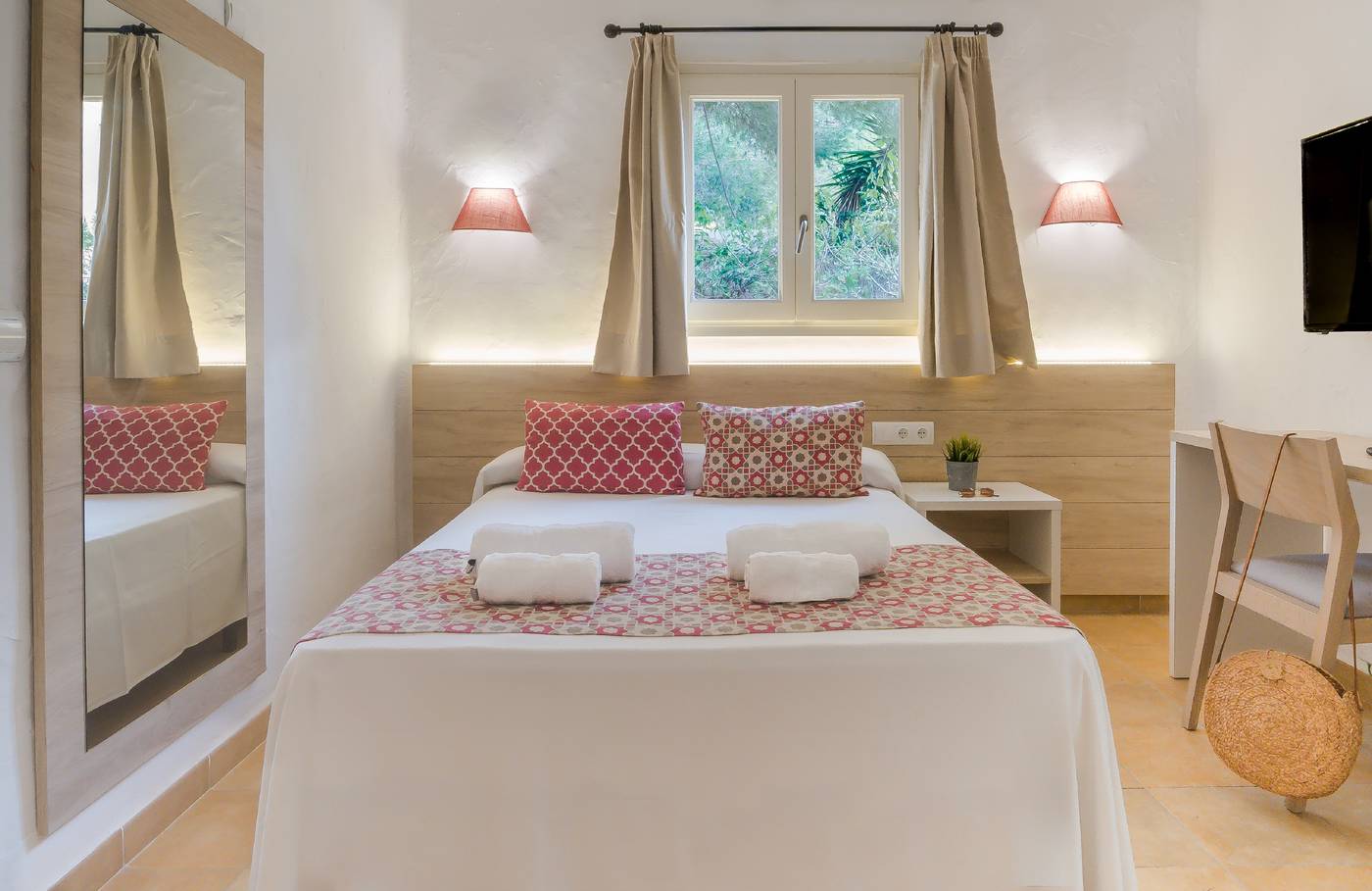 Azuline-Club-Cala-Martina-Ibiza-Room-27