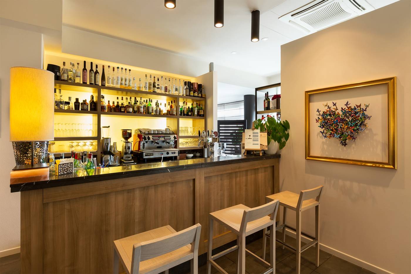 Leonardo Hotel Lago di Garda – Wellness and Spa-Italy-LAZISE-Bar-4