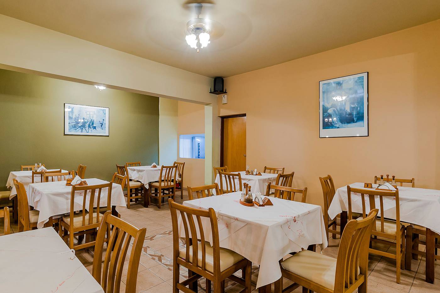 Esmeralda-Restaurant-53