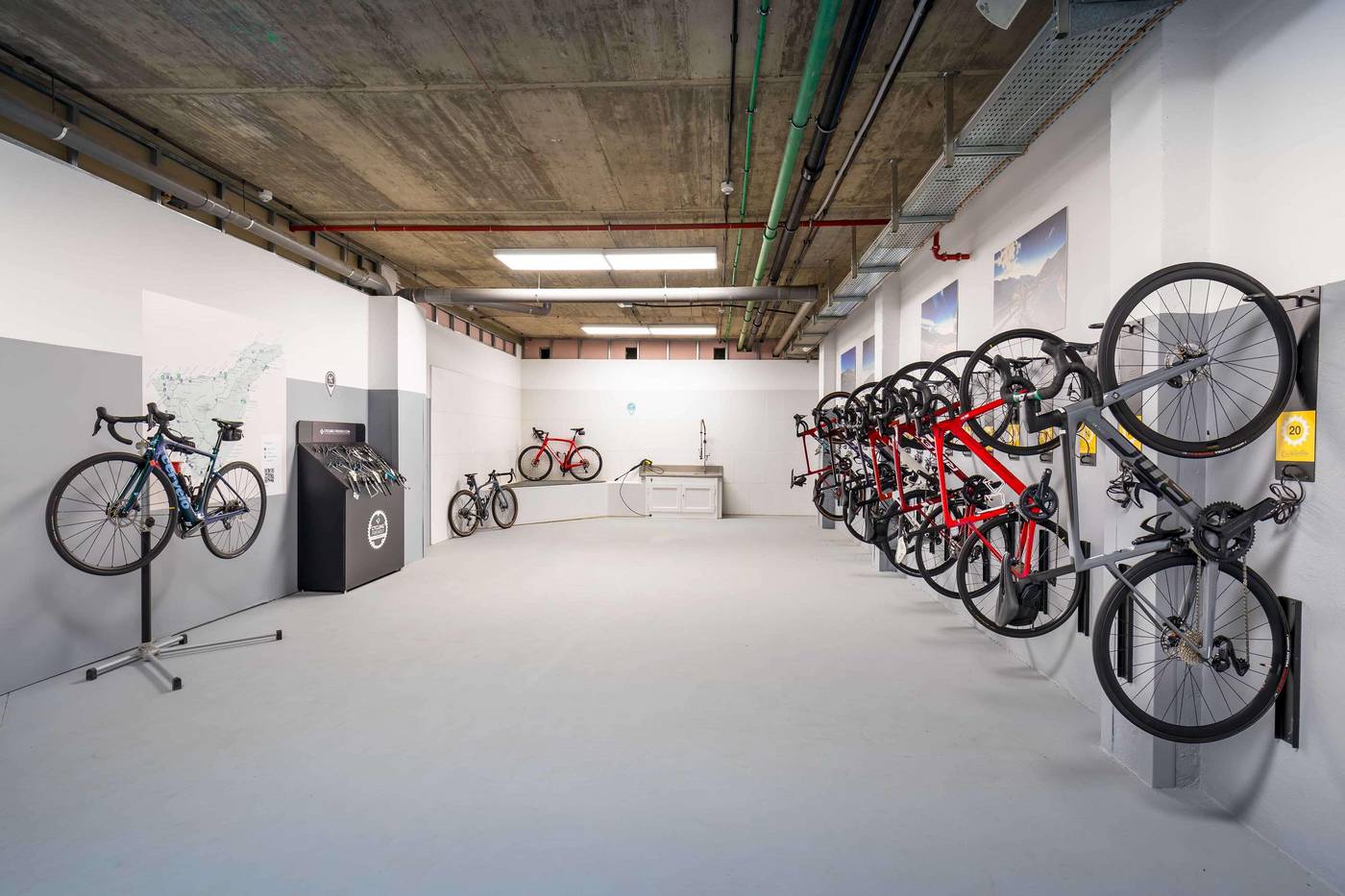 Barcelo-Tenerife-Sports-and-Entertainment-80