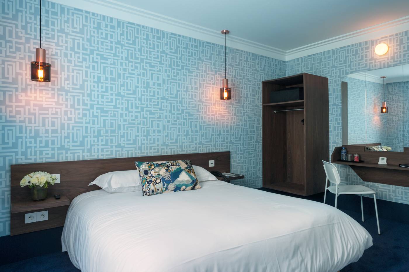 L'Hotel-France-NANTES-Room-4