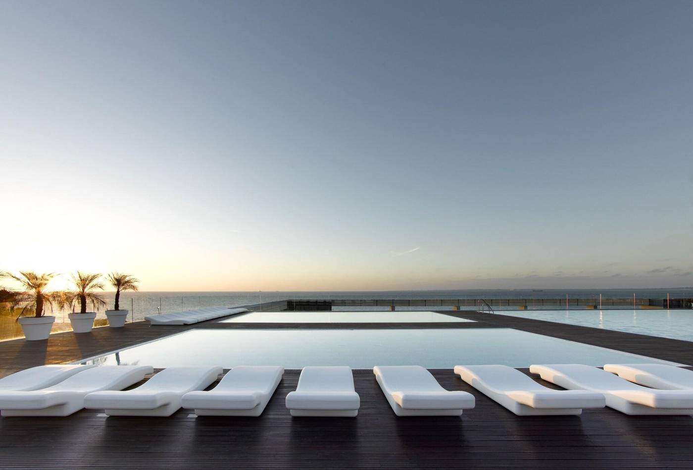 Parador-de-Cadiz-Atl----ntico-Pool-6