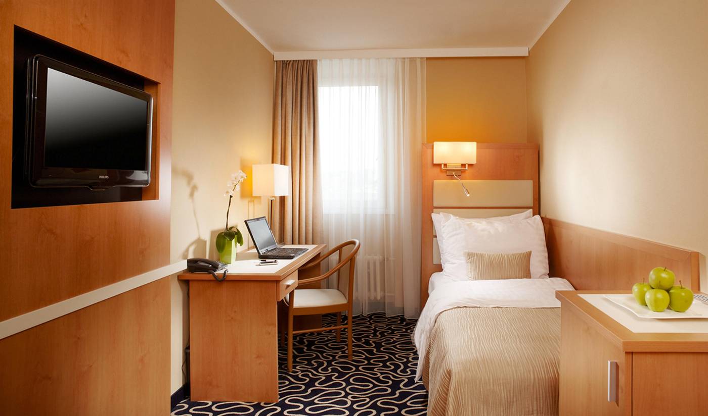 Orea-Hotel-Pyramida-Room-27