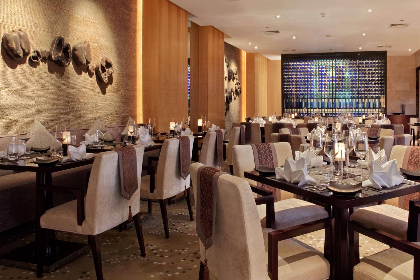 Hilton-Luxor-Resort---Spa-Restaurant-44