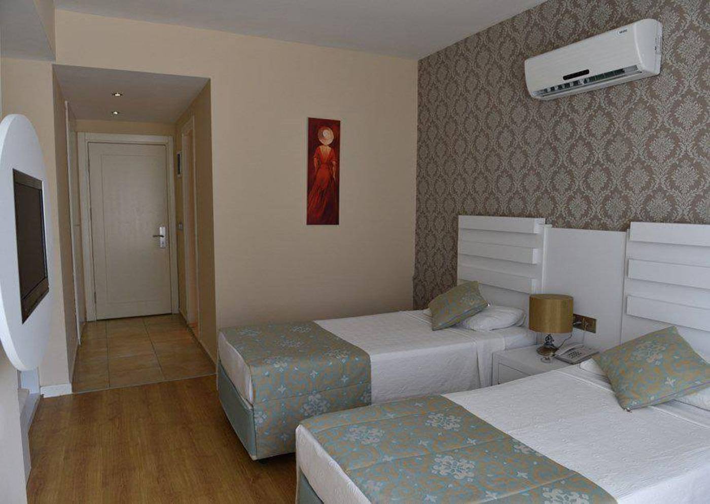 Sahra-Su-Holiday-Village---Spa-Room-39