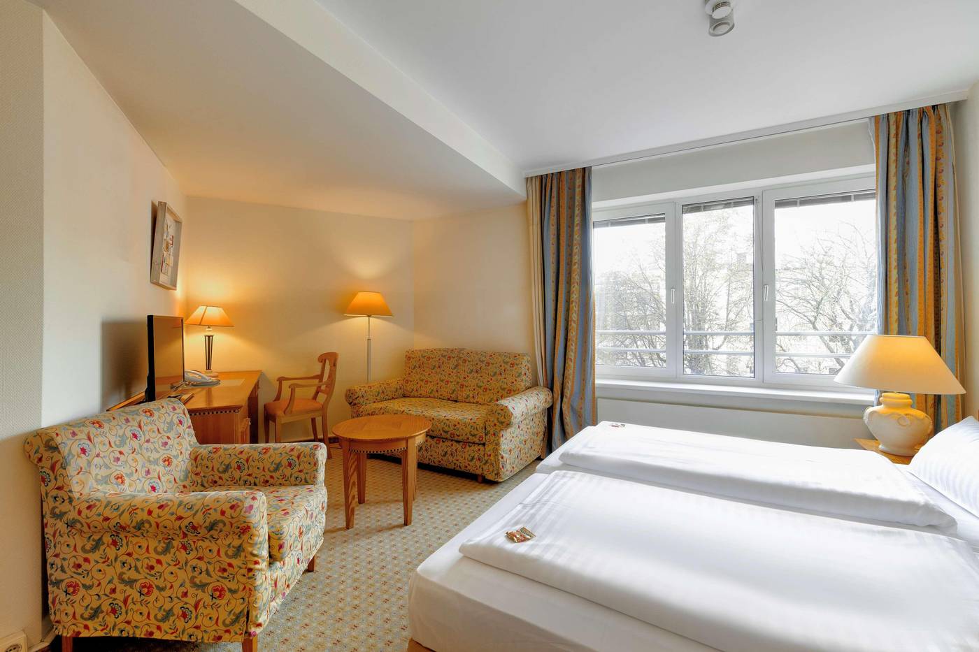 Hotel-Domicil-Berlin-by-Golden-Tulip-Room-28