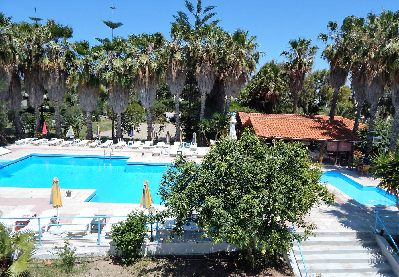 Dreams-4U-Apartments-Terrace-3