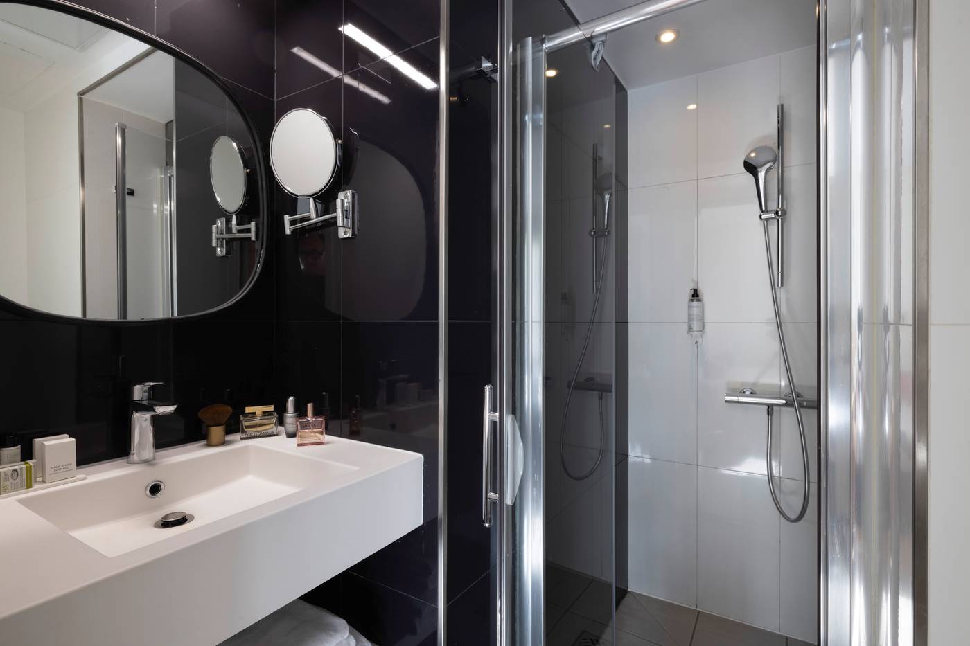 Bailli-de-Suffren-Room-13