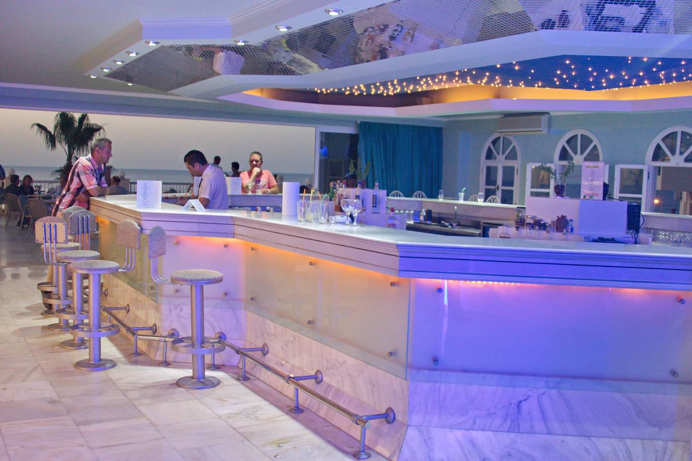 Rethymno-Mare---Water-Park-Bar-33