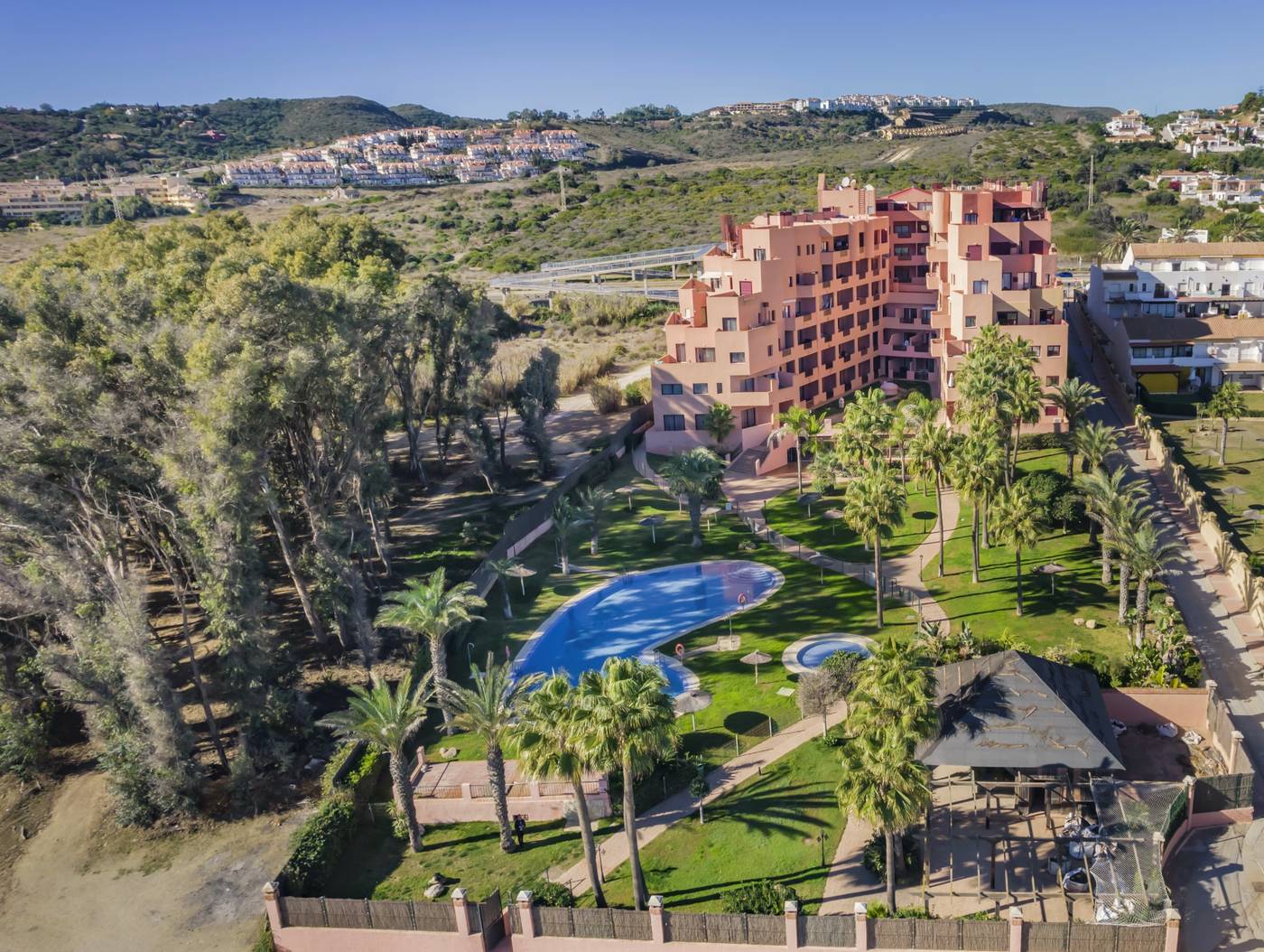 Apartamentos-Tur----sticos-Don-Juan-Pool-7