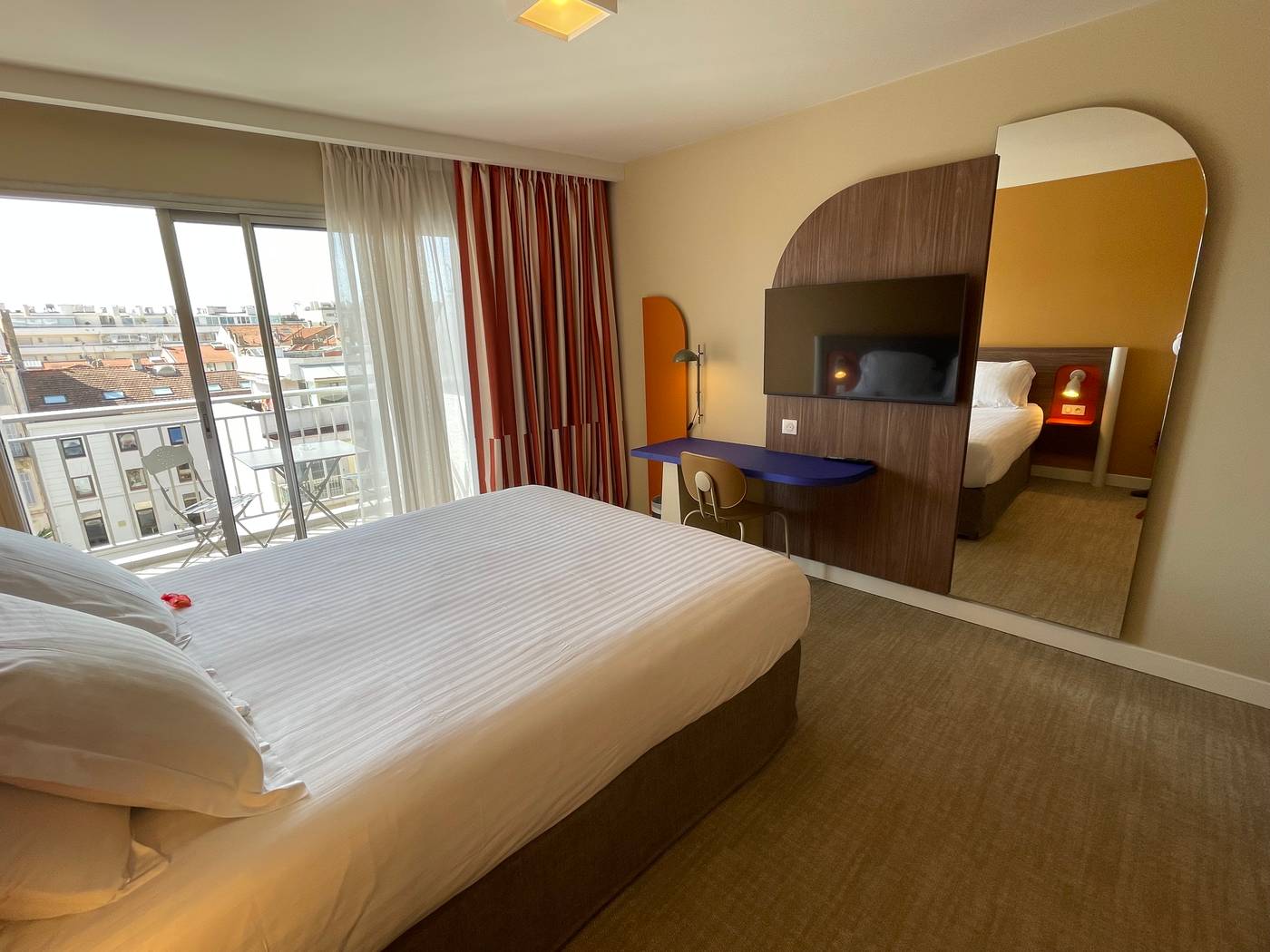 Hotel-Abrial-Cannes-Centre-Room-13