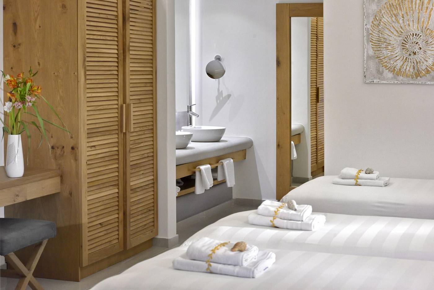 Petinos-Hotel-Room-67