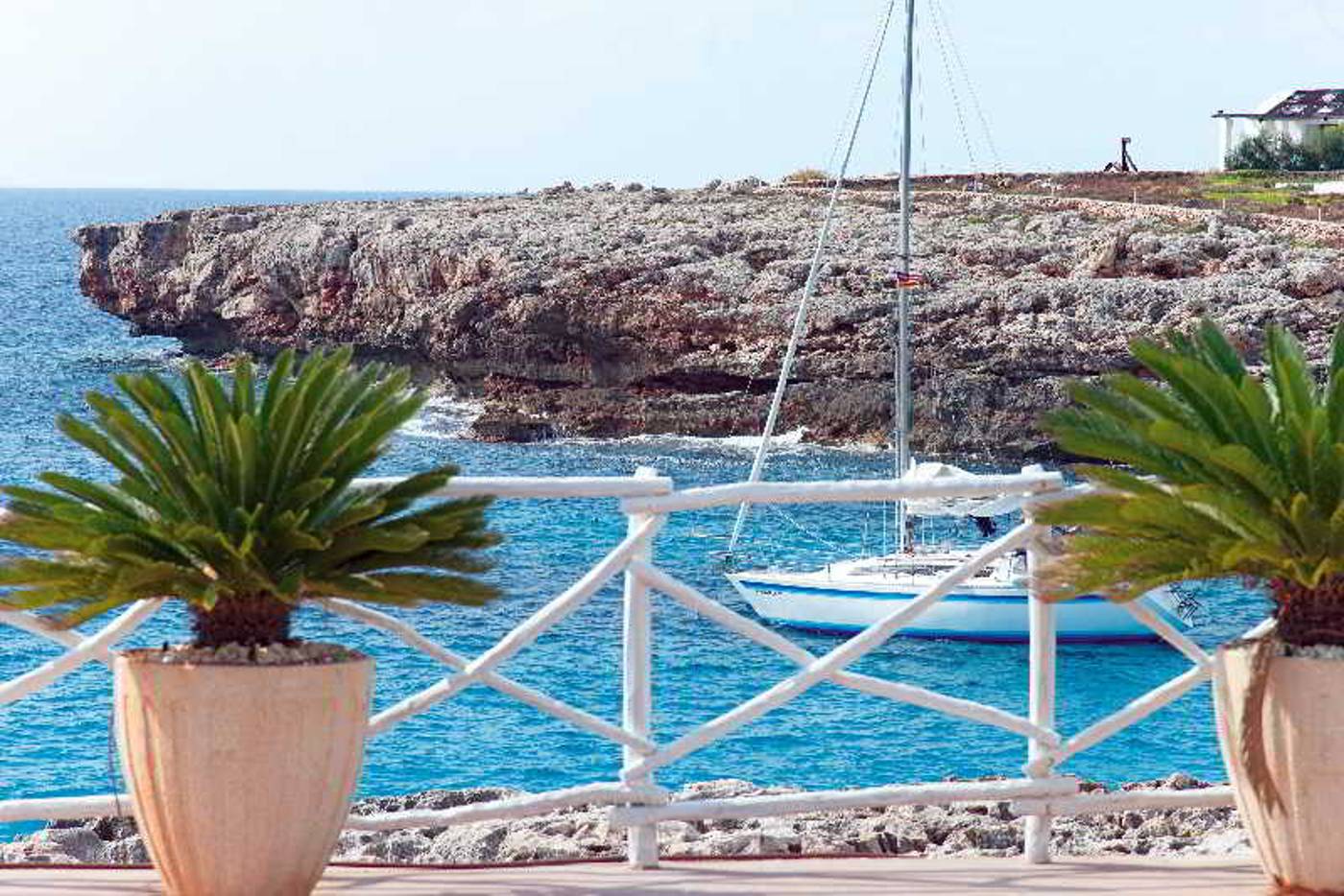 Apartamentos-Mar-Blanca-Beach-41