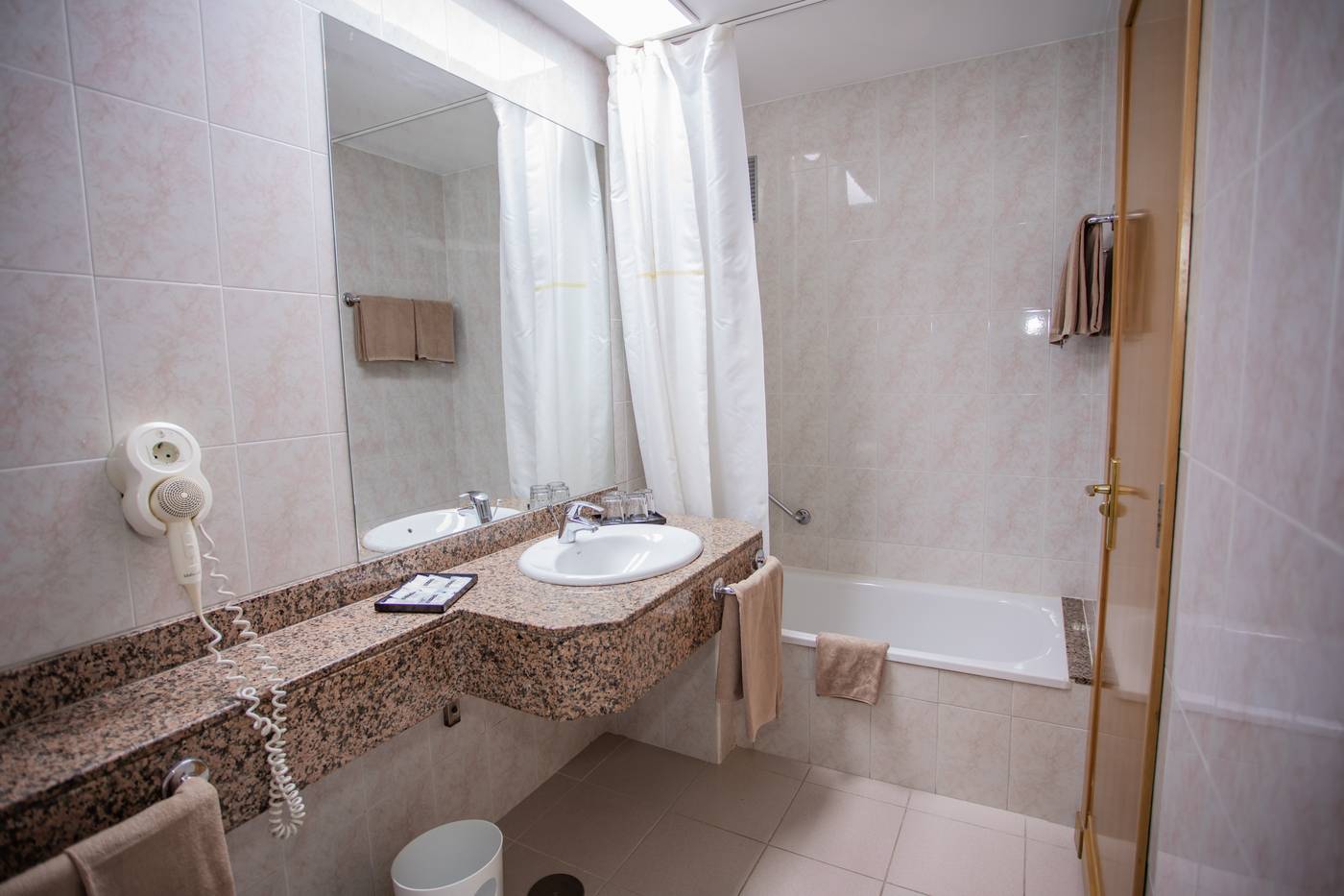 Servatur-Don-Miguel-Adults-Only-Room-37