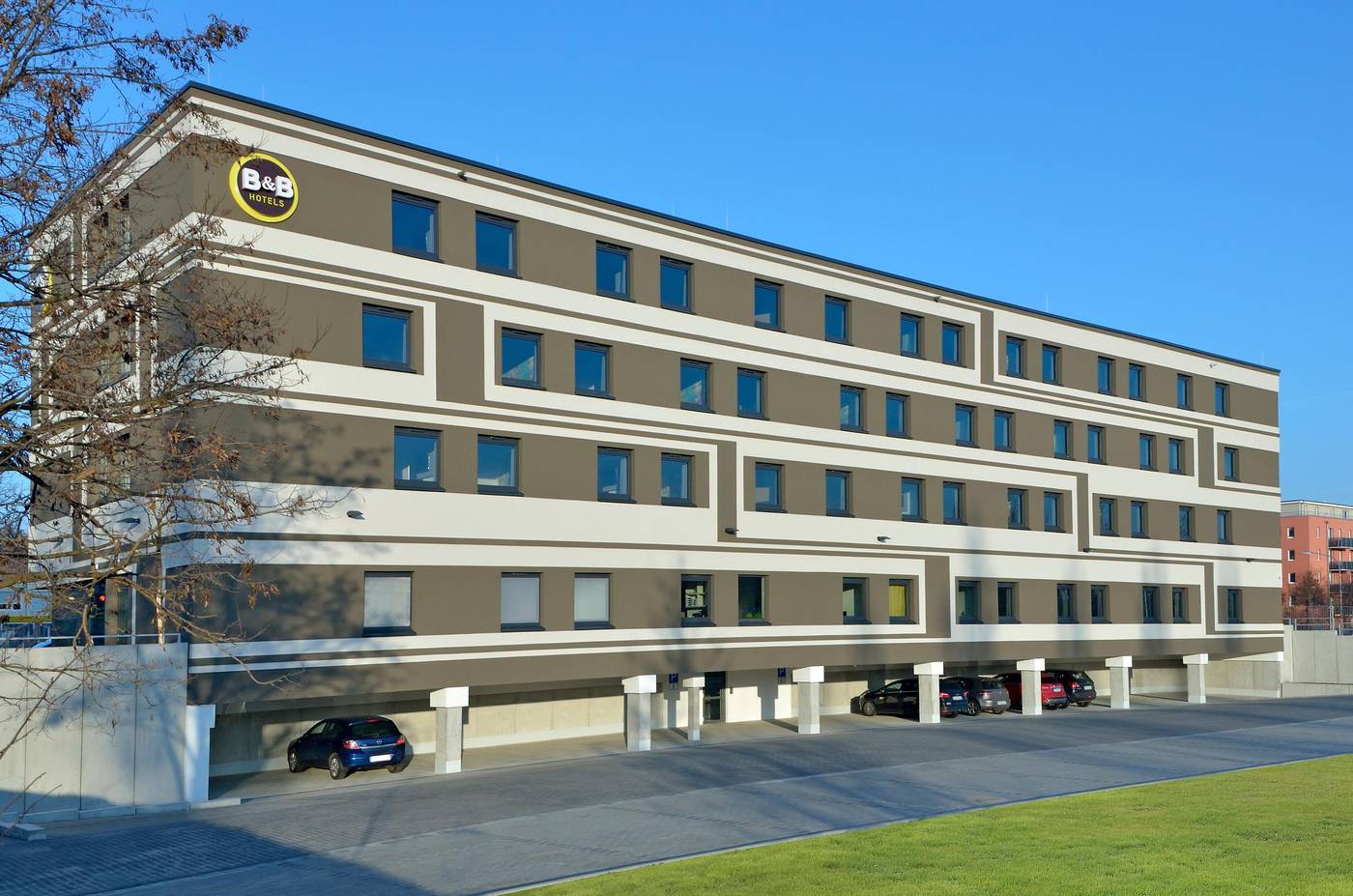 B-B-Hotel-Potsdam-General-view-2