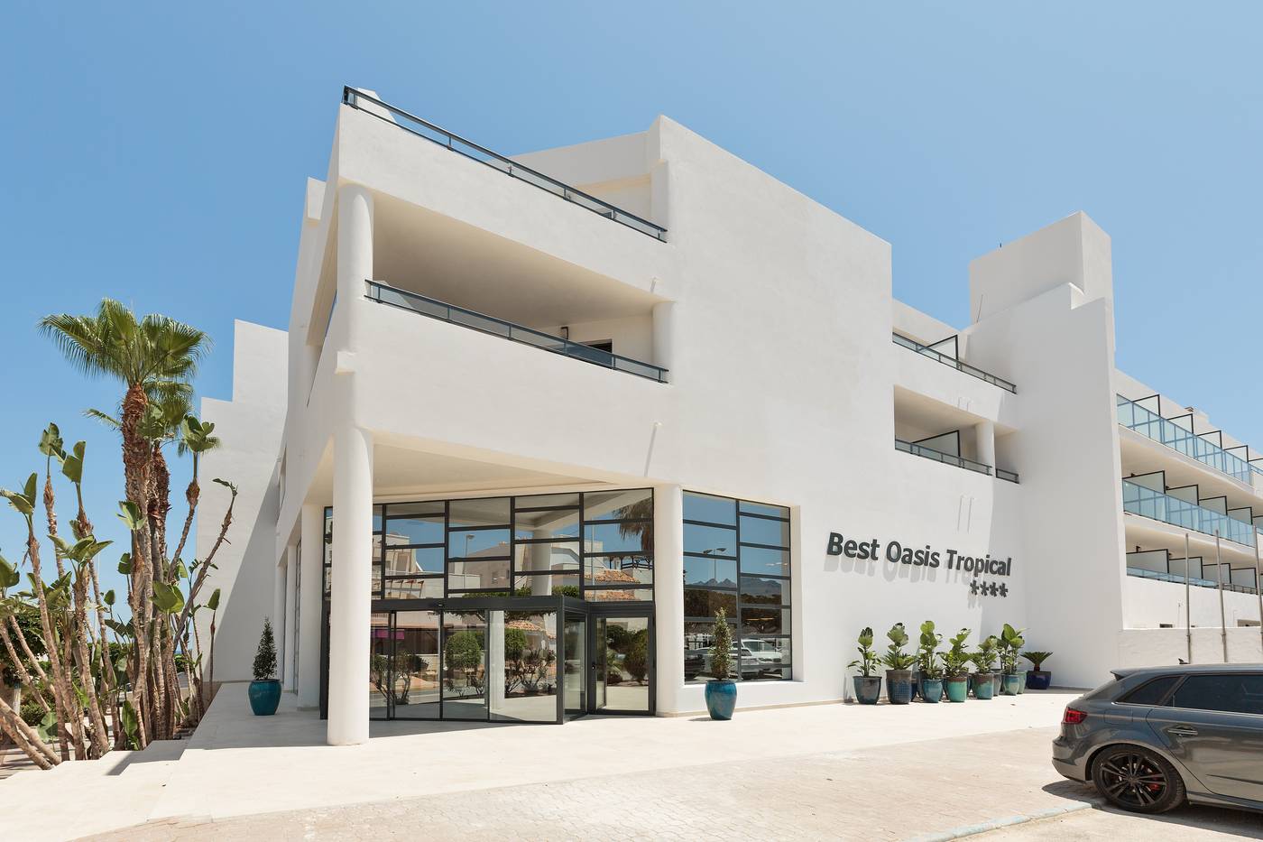 Best-Oasis-Tropical-General-view-21