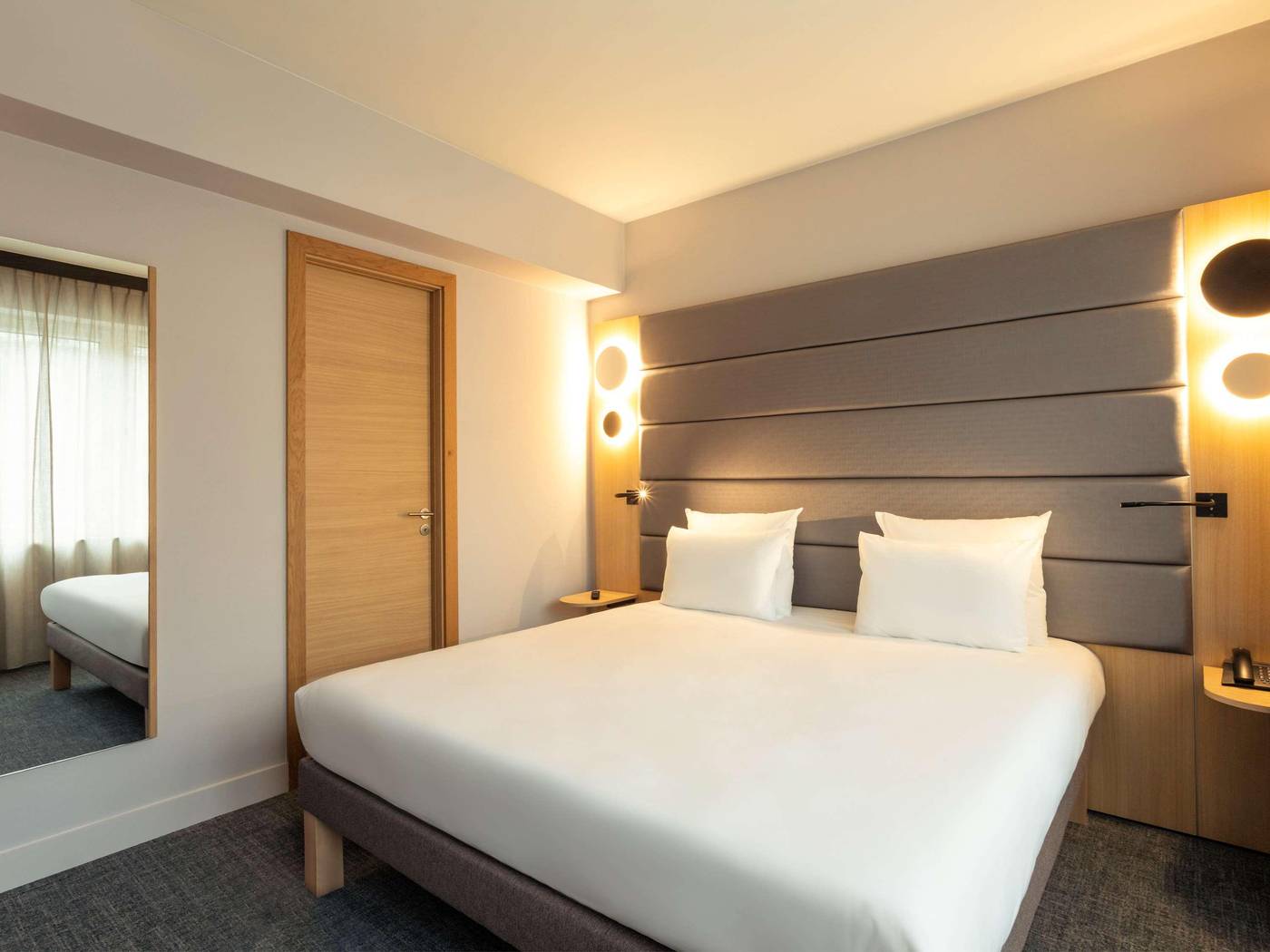 Novotel-Brussels-Centre-Midi-Station-Room-26