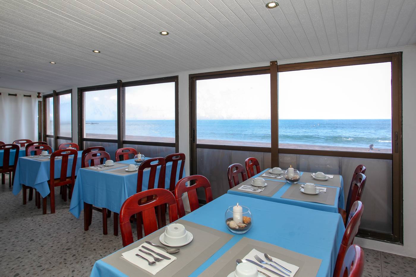 Barracuda-Aparthotel-Restaurant-12