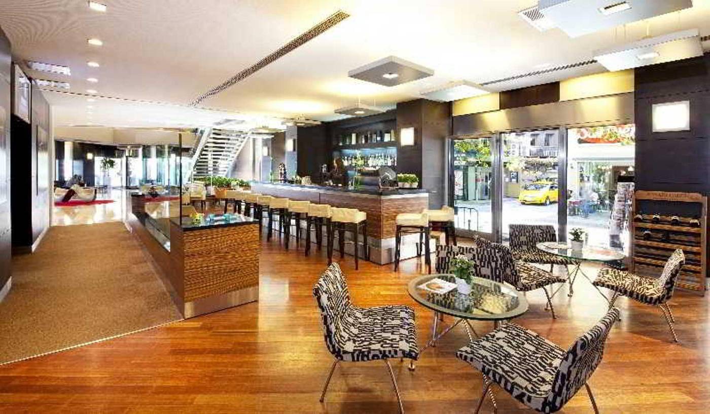 Point-Hotel-Taksim-Bar-22