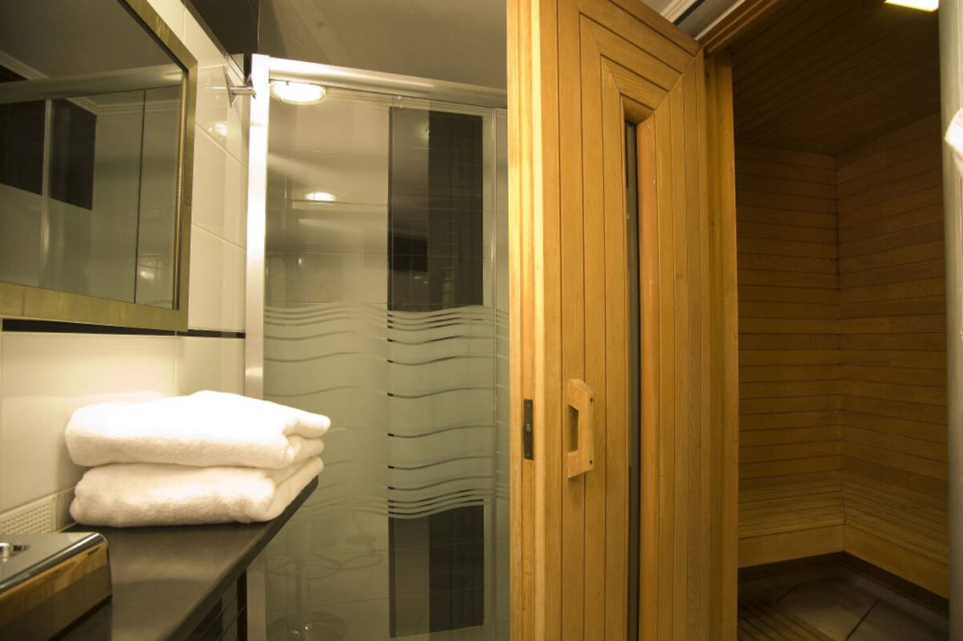 Surmeli-Hotel-Istanbul-Room-24