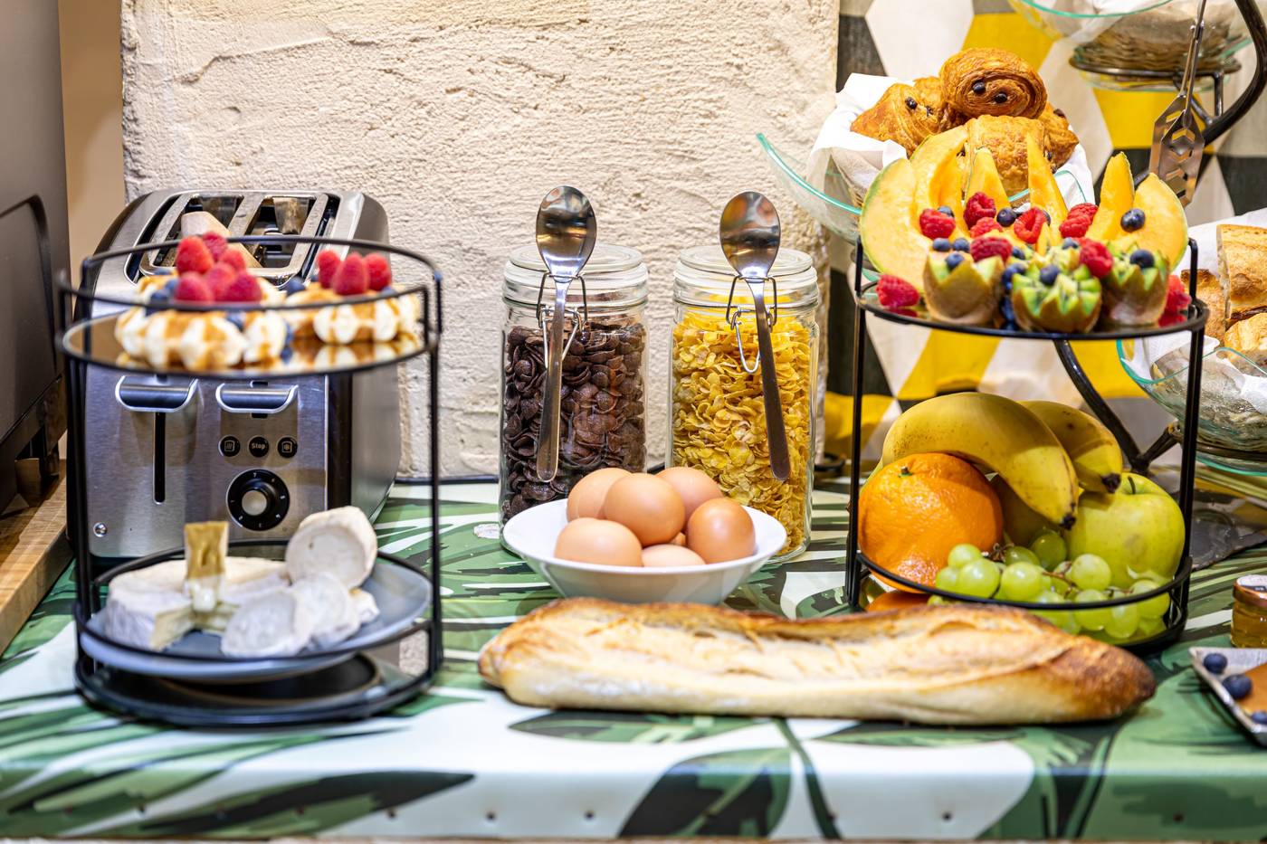 Hotel-Romance-Malesherbes-by-Patrick-Hayat-Restaurant-34