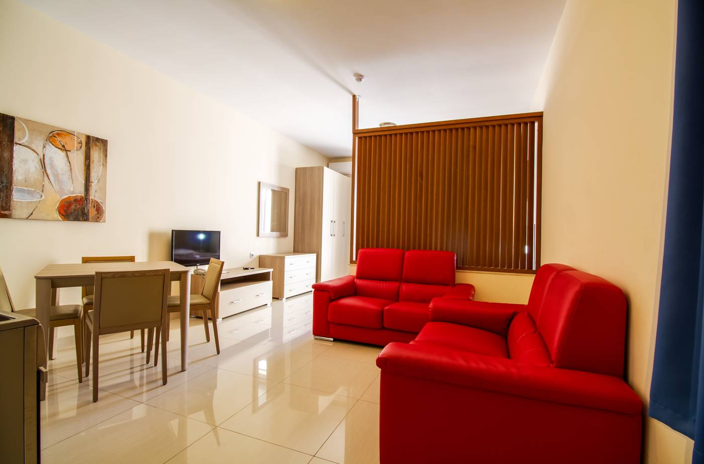 Blubay Hotel & Apartments by ST Hotels