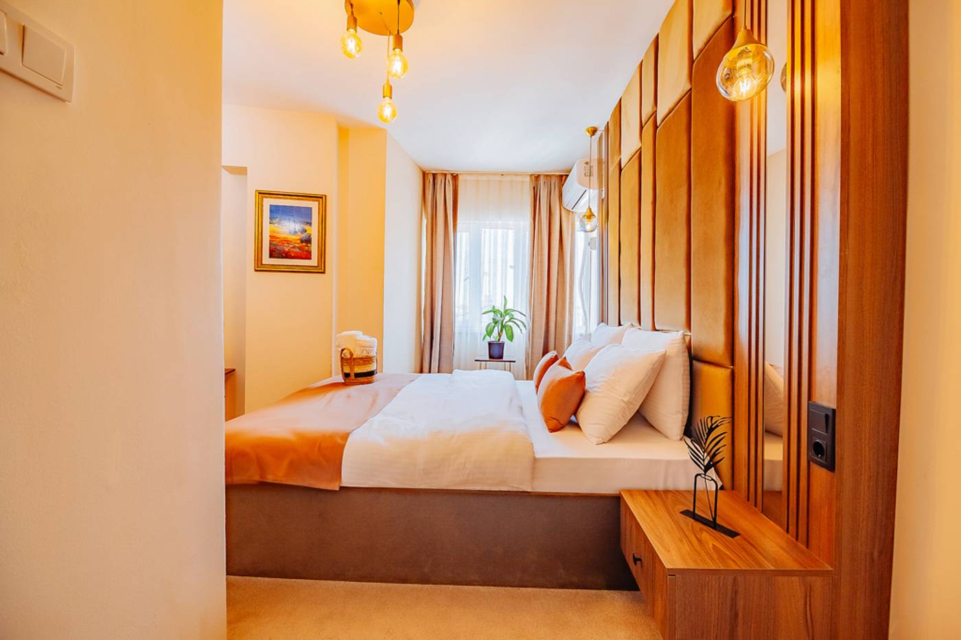 Ali-Khan-Hotel-Room-18