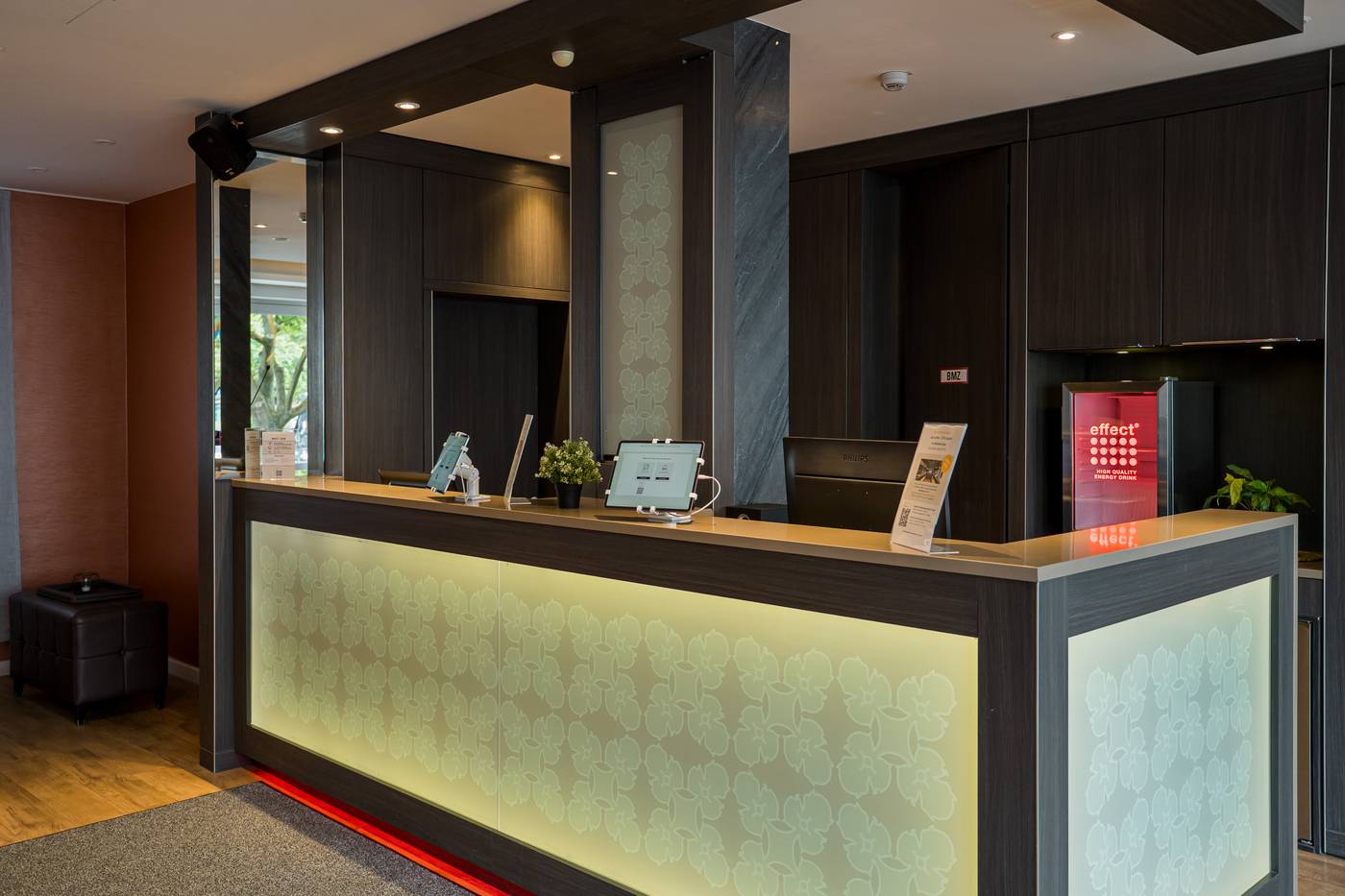 Two-Hotel-Berlin-by-Axel-Lobby-5