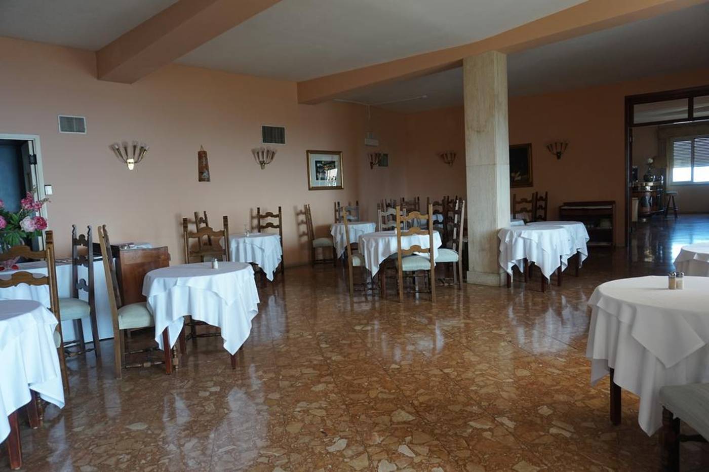 Mediterranee-Hotel-Restaurant-19