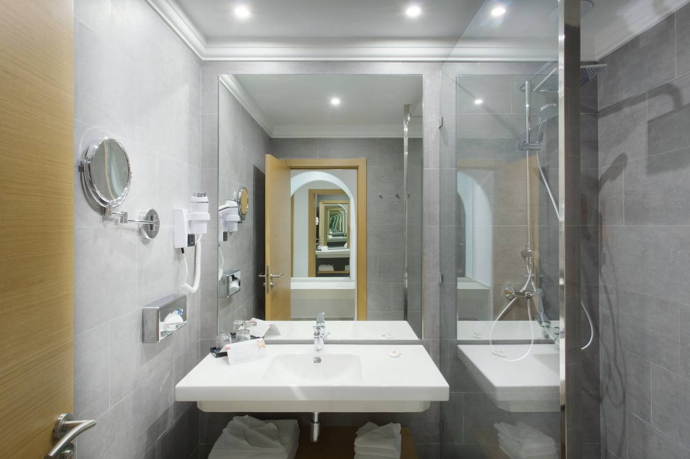 Hotel-Riu-Tikida-Palmeraie---All-Inclusive-Room-30