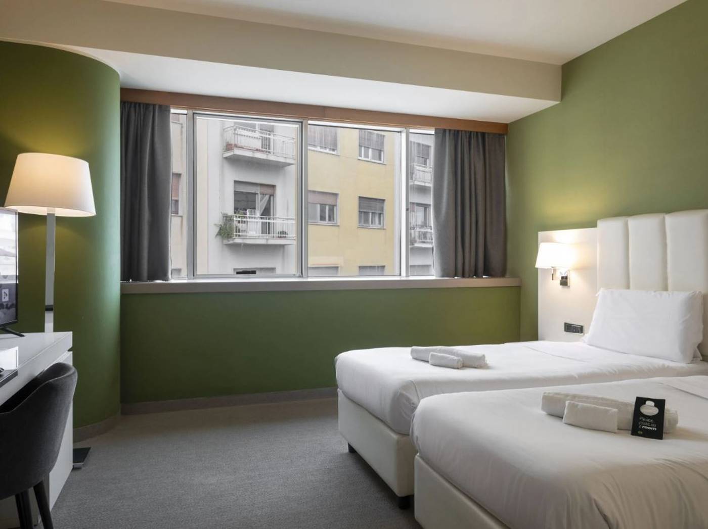 B-B-Hotel-Trapani-Crystal-Room-7