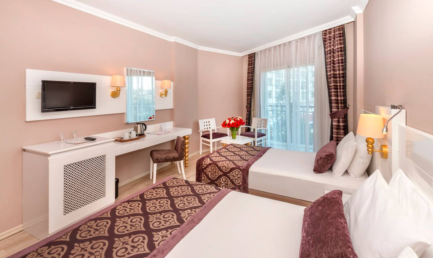 Serenis-Hotel-Room-11