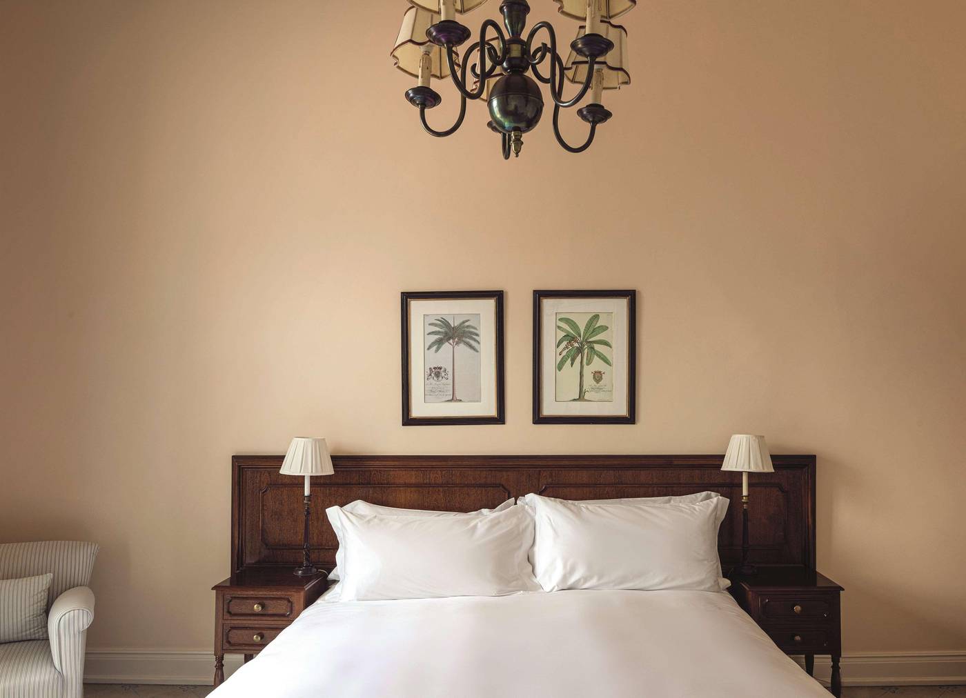 Reid-s-Palace-Room-54