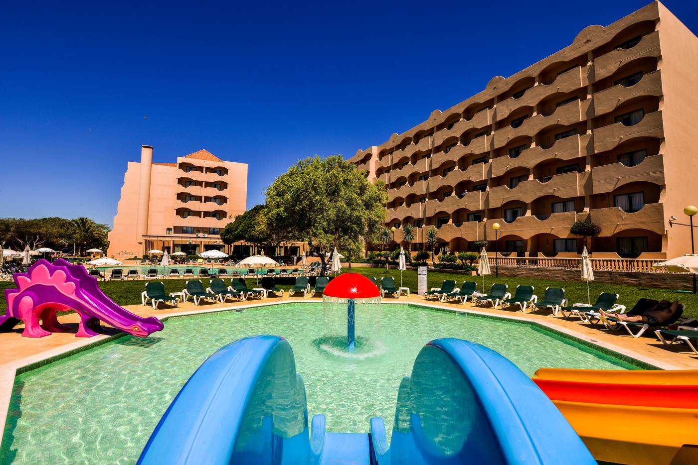 Vila-Gale-Atlantico-Pool-1