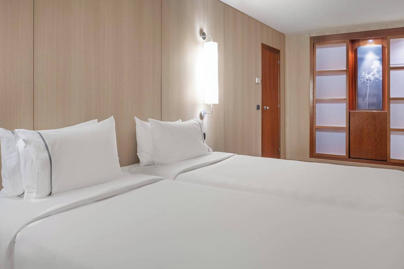 AC-Malaga-Palacio-Room-22