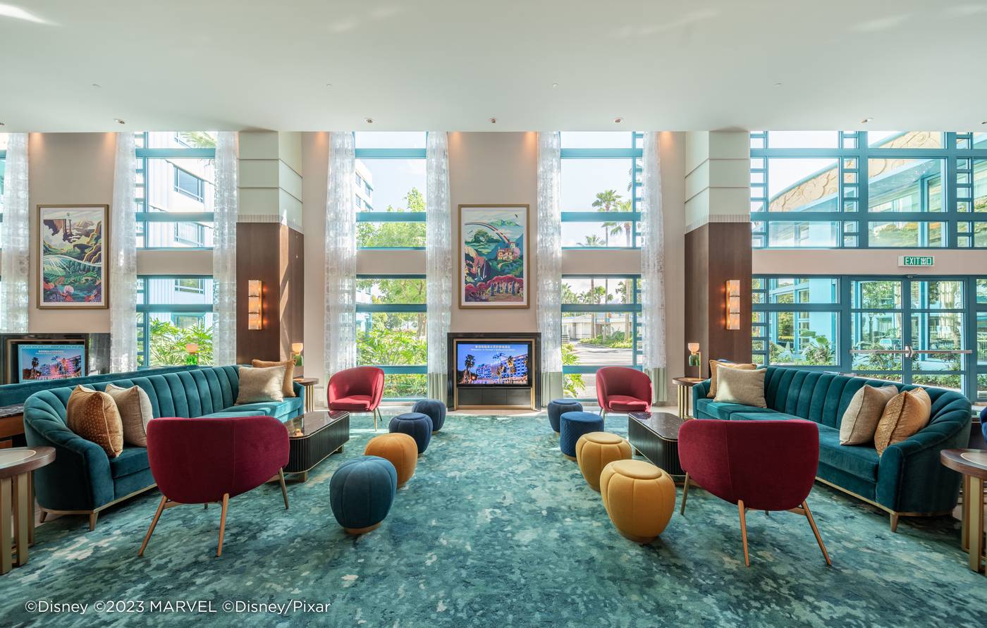 Disney-s-Hollywood-Hotel-Lobby-4