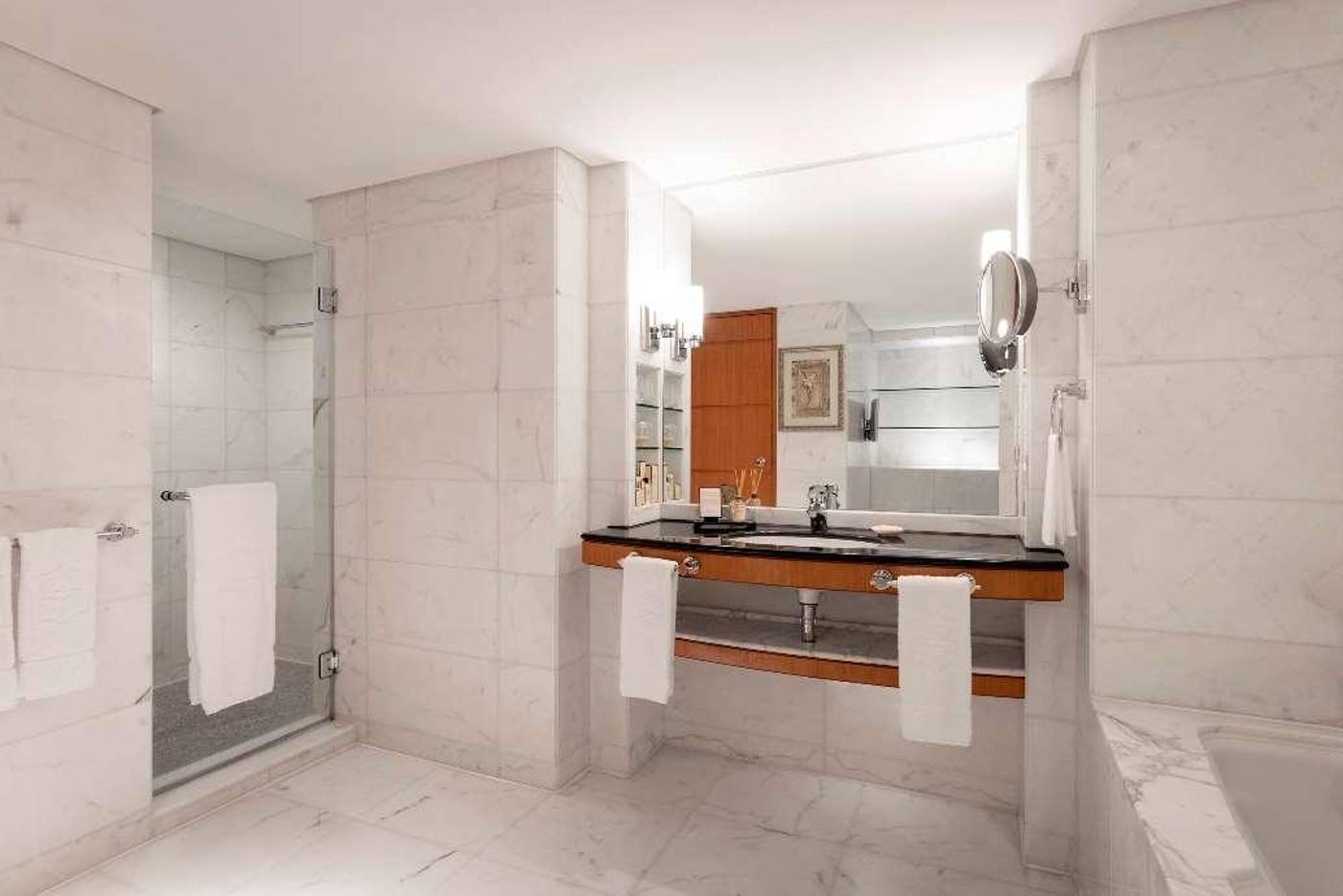 Kowloon-Shangri-La-Hong-Kong-Room-49